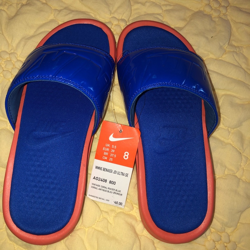 Nike slides